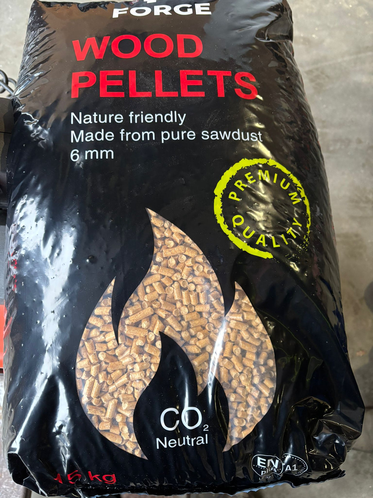 FORGE WOOD PELLET